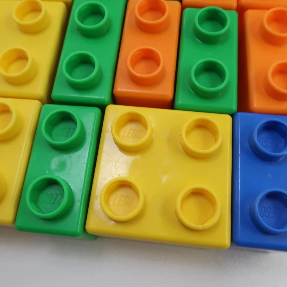 Lego Quatro Building Blocks Preschool Lot of 50+ Pieces Retired 2004